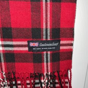Cashmere scarf
